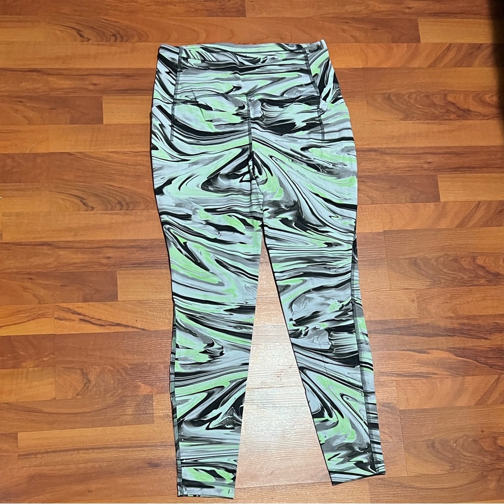 lululemon speed up tight